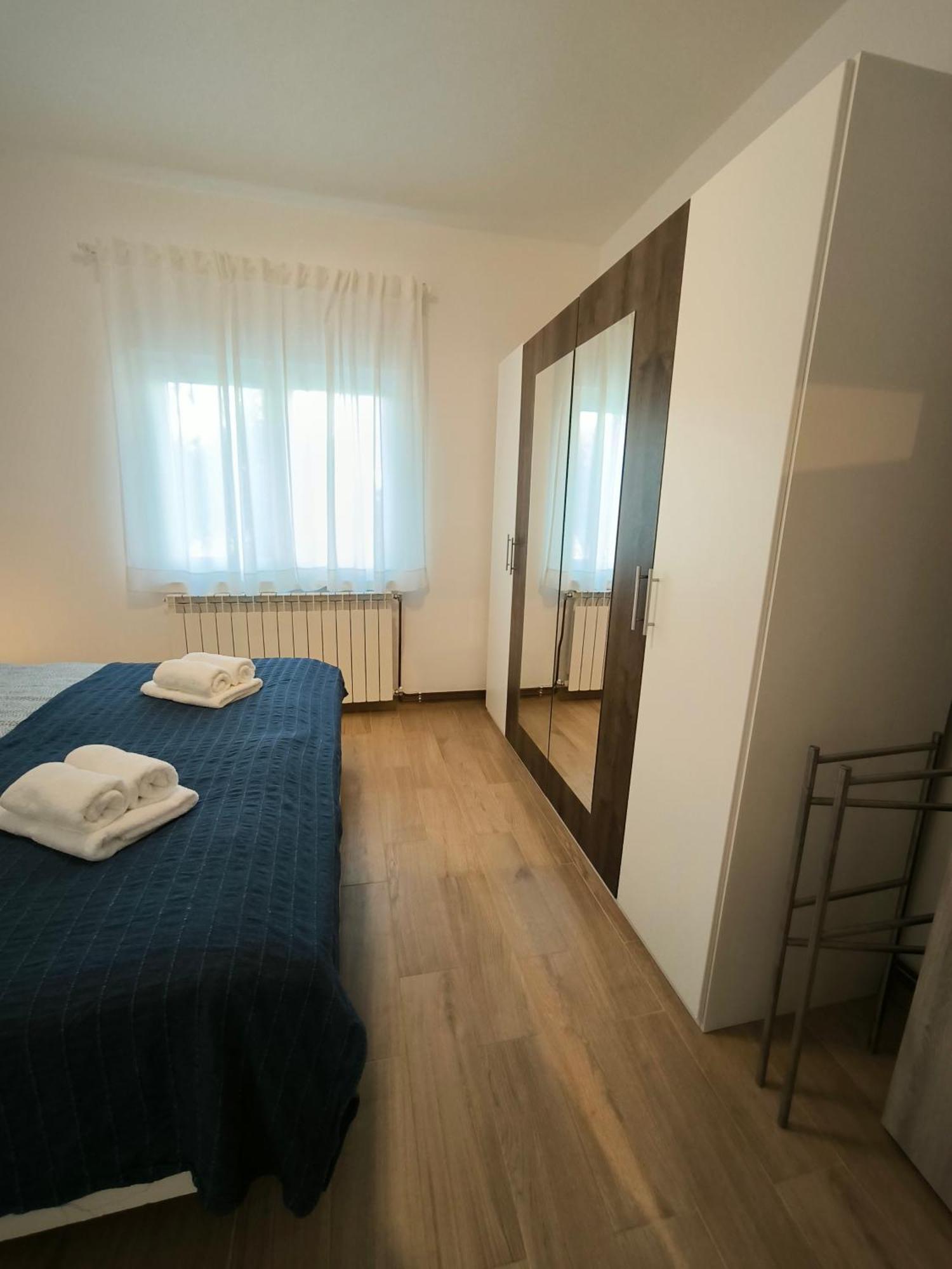 Porec Jadran Apartments Quarto foto